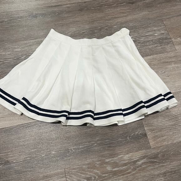 Elodie White Pleated Navy Blue Striped tennis  Skirt Size Medium - Picture 2 of 9
